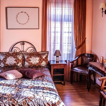 Archontiko Geki 1876 Hotell Papigkon Exteriör bild